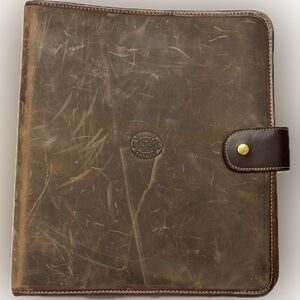 Roots All Leather Binder